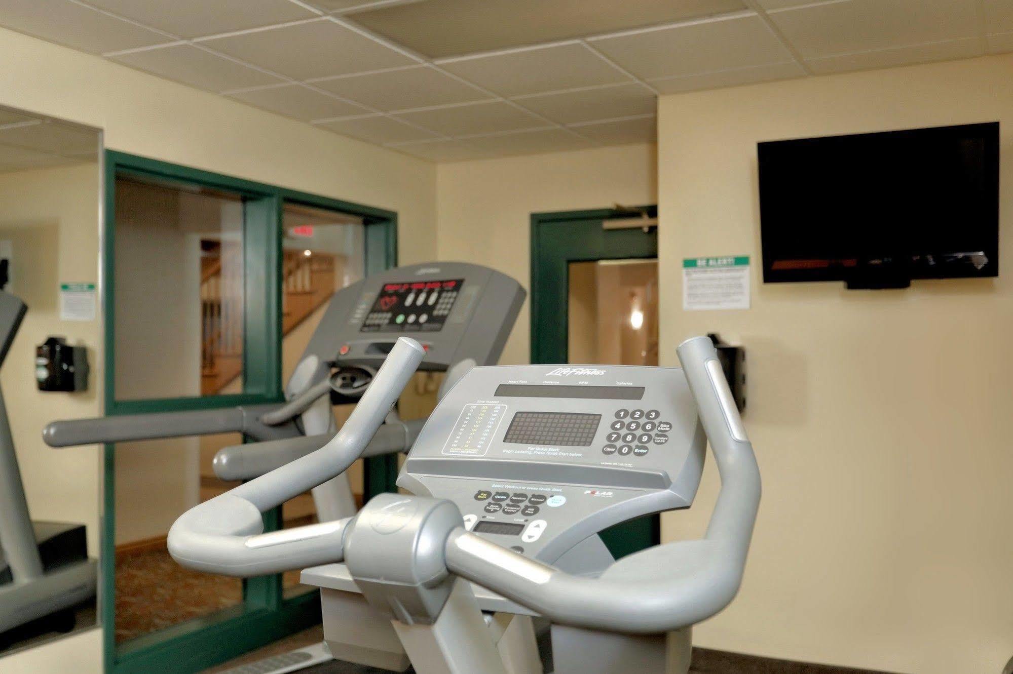 Lancaster Inn & Suites Manheim Kültér fotó